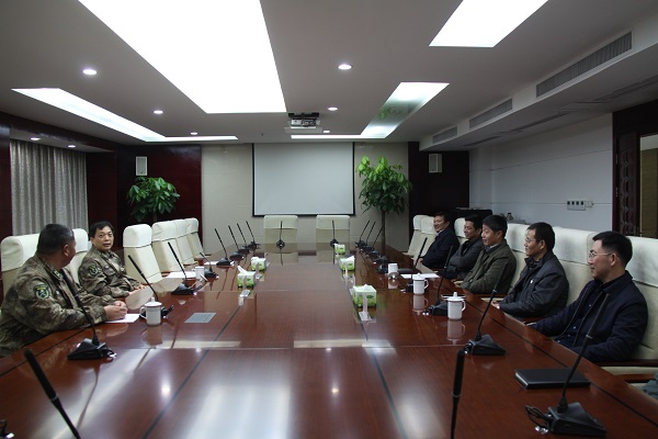 扬州军分区司令员郦斌调研指导民防工作